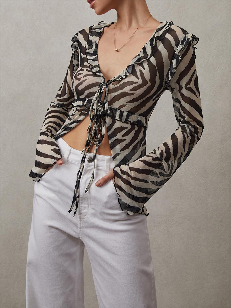 Emma | Rüschentop mit Knotendetails