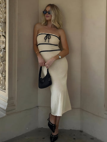 Klara | Knötchenförmiges Midi Strickkleid