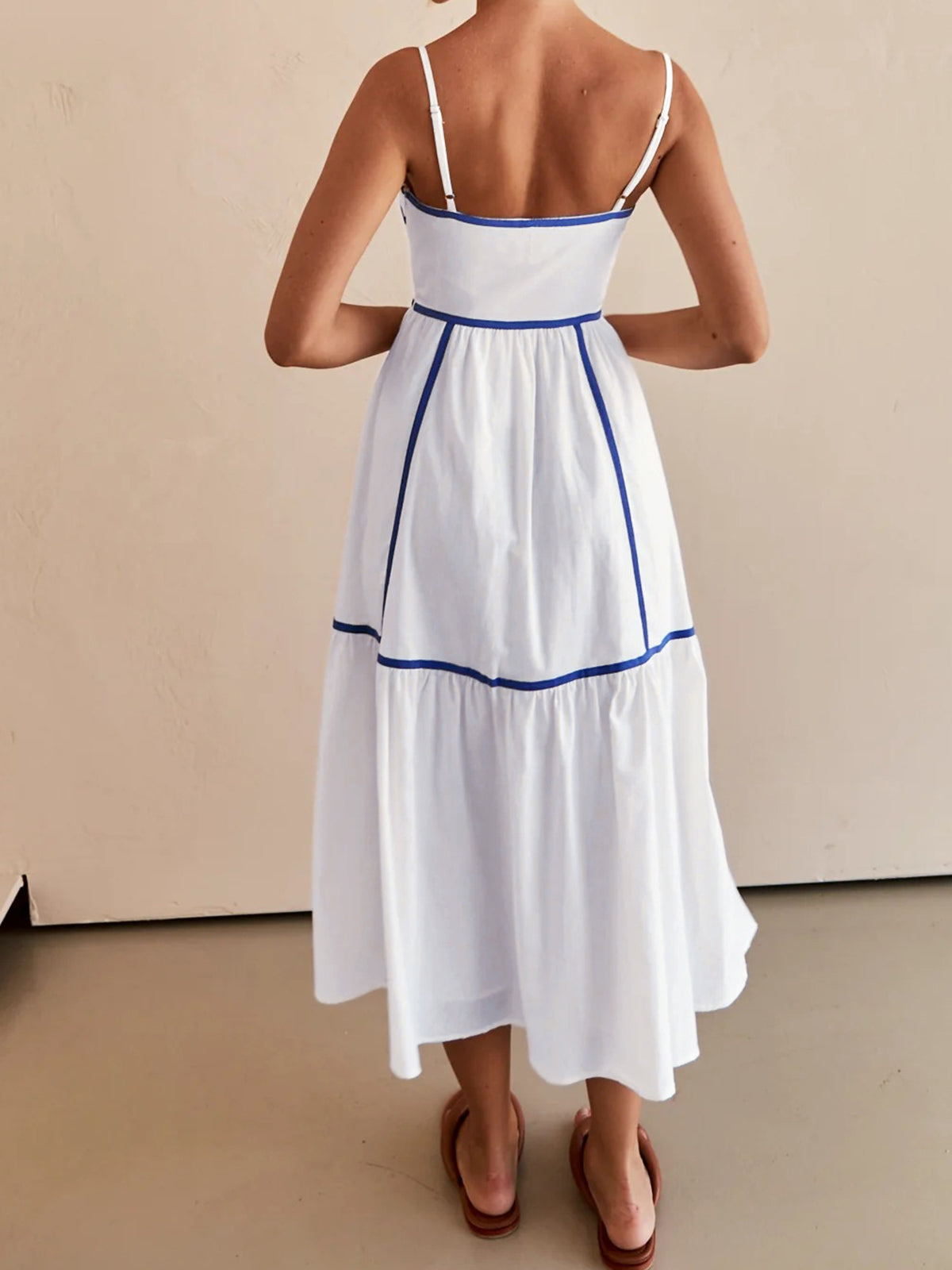 Livia | Kontrastlinien Dekor Cami Langkleid