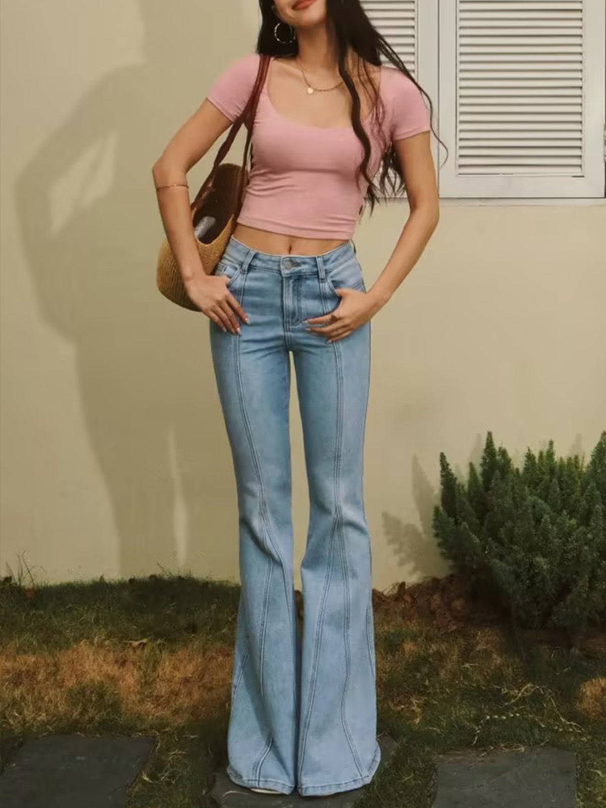 Clara | Flared Jeans mit Denim-Taschen