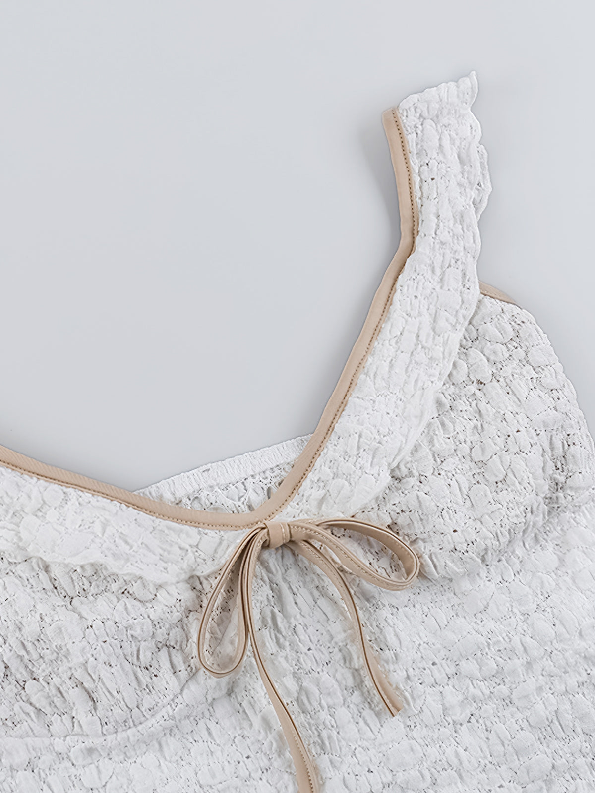 Sophie | Romantisches Top mit Rüschendetails