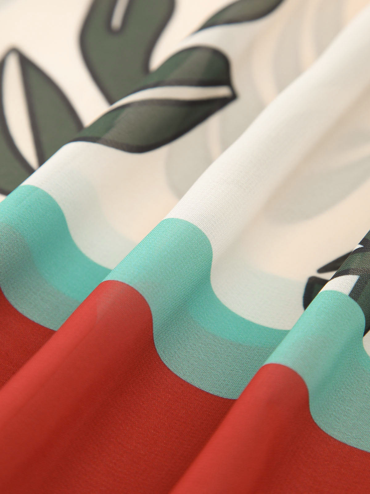 Clara | Bezauberndes Midi-Kleid mit Pflanzenprint