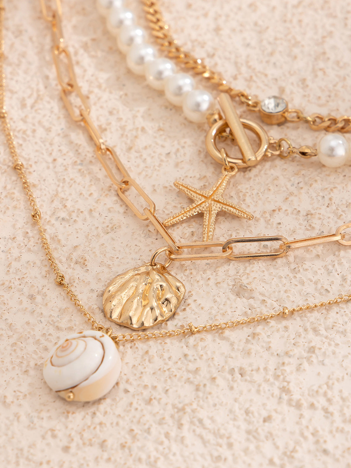 Leonie | Elegante Kunstperlen-Halskette im Strandstil