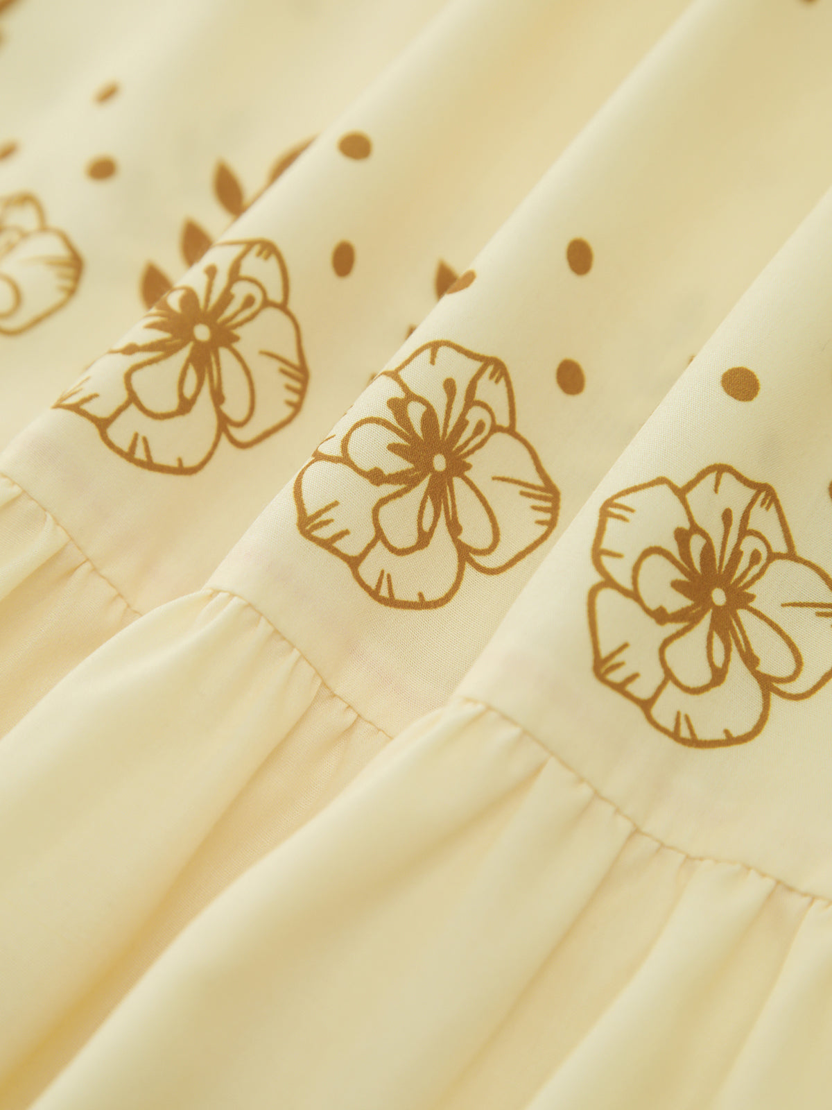 Clara | Knielanges Kleid mit floralem Druck und V-Ausschnitt