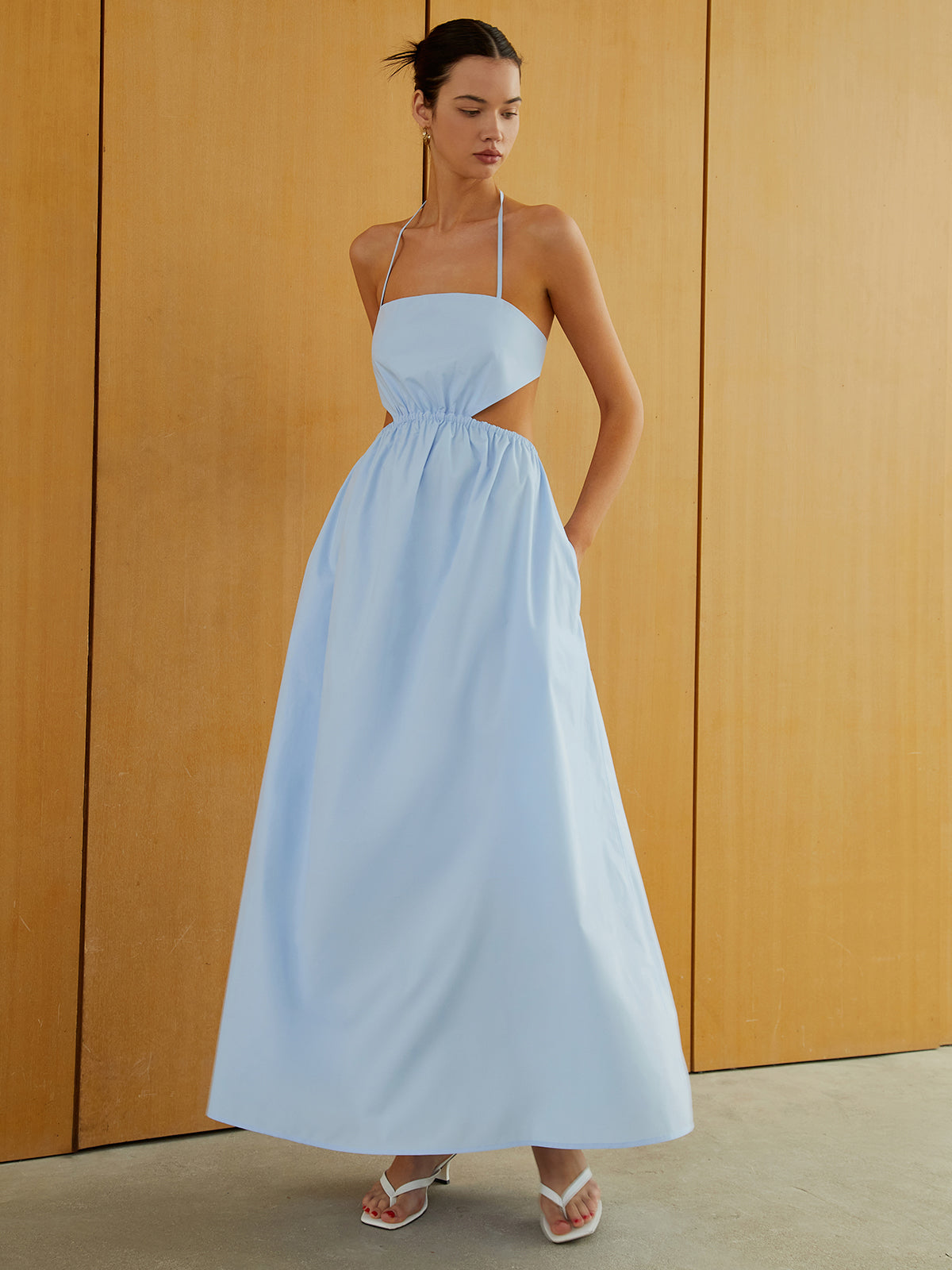 Clara | Halter Elastischer Taillenschnitt Maxikleid mit Taschen