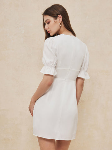 Anna | Charmantes kurzes Kleid mit Rüschendetails