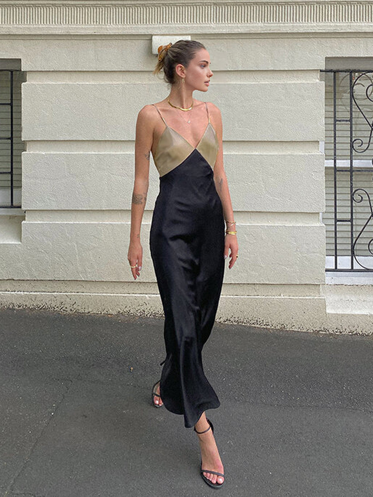 Sophie | Elegantes Maxikleid mit V-Ausschnitt