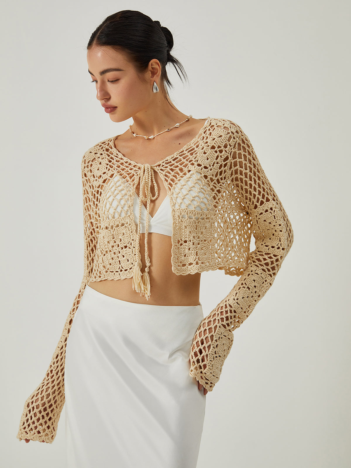 Lara | Eleganter Knoten-Strickmantel