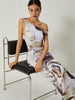 Clara | Asymmetrisches, bedrucktes, schulterfreies, langes Kleid