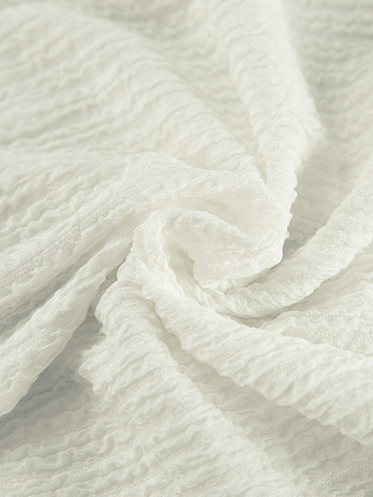 Mia | Modisches Anzug-Set mit Schleife und Shorts