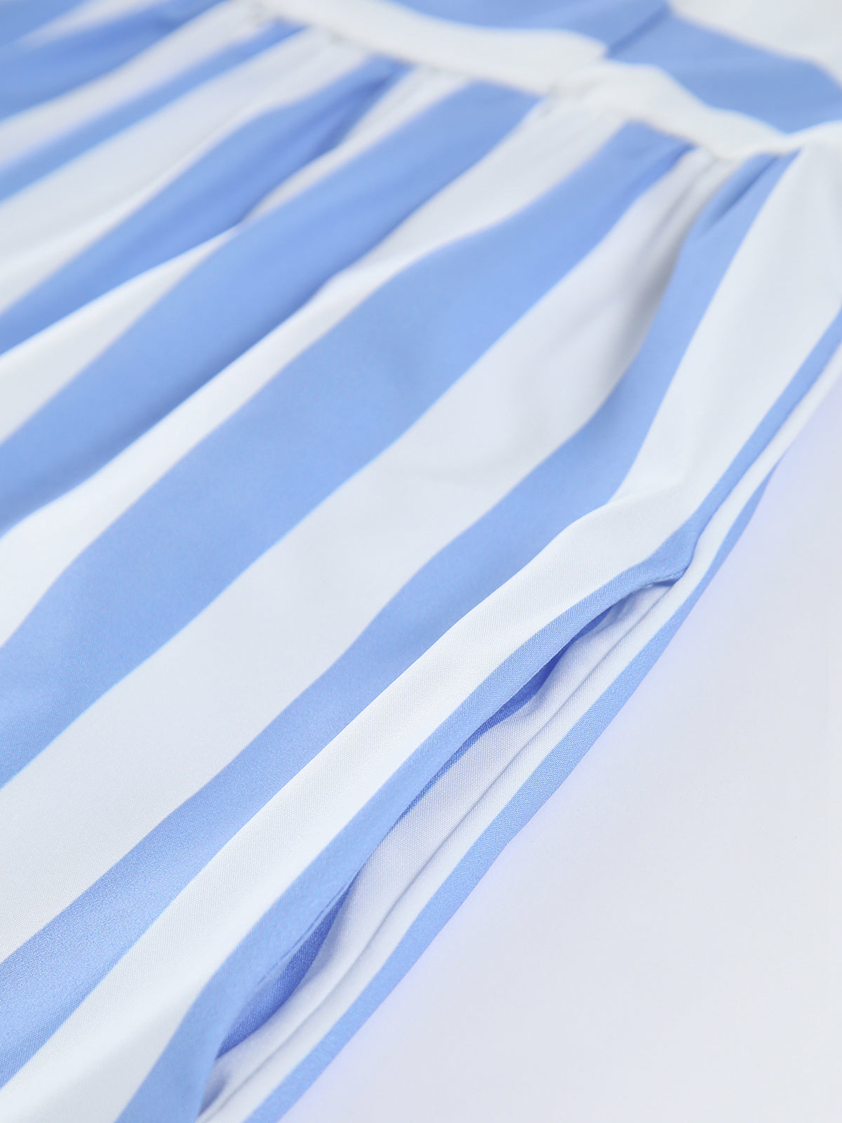 Sara | Gedrucktes, rückenfreies Maxikleid mit Taschen