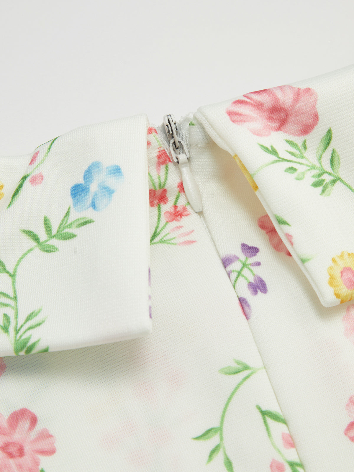 Laura | Romantisches Blumen-Kleid