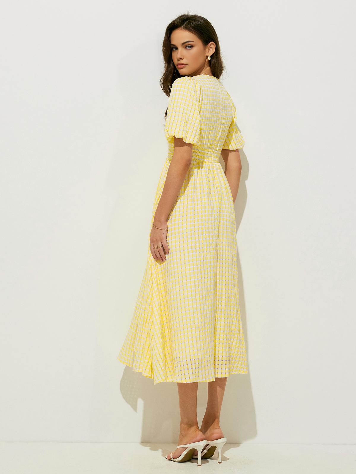 Clara | Midi Kleid mit Karomuster und Puffärmeln