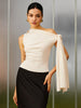 Anna | Asymmetrisches Shirt mit kalten Schultern und Knoten-Detail