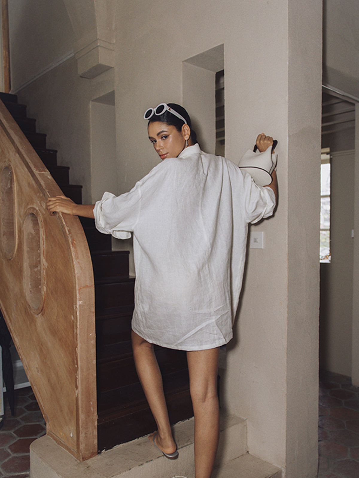 Clara | Elegantes Leinenkleid mit Taschen und langen Ärmeln