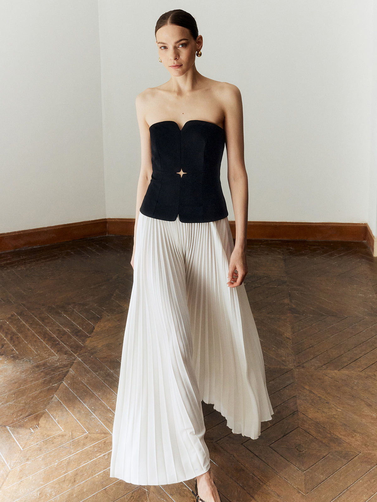 Clara | Plissiertes Maxi-Kleid ohne Schultern