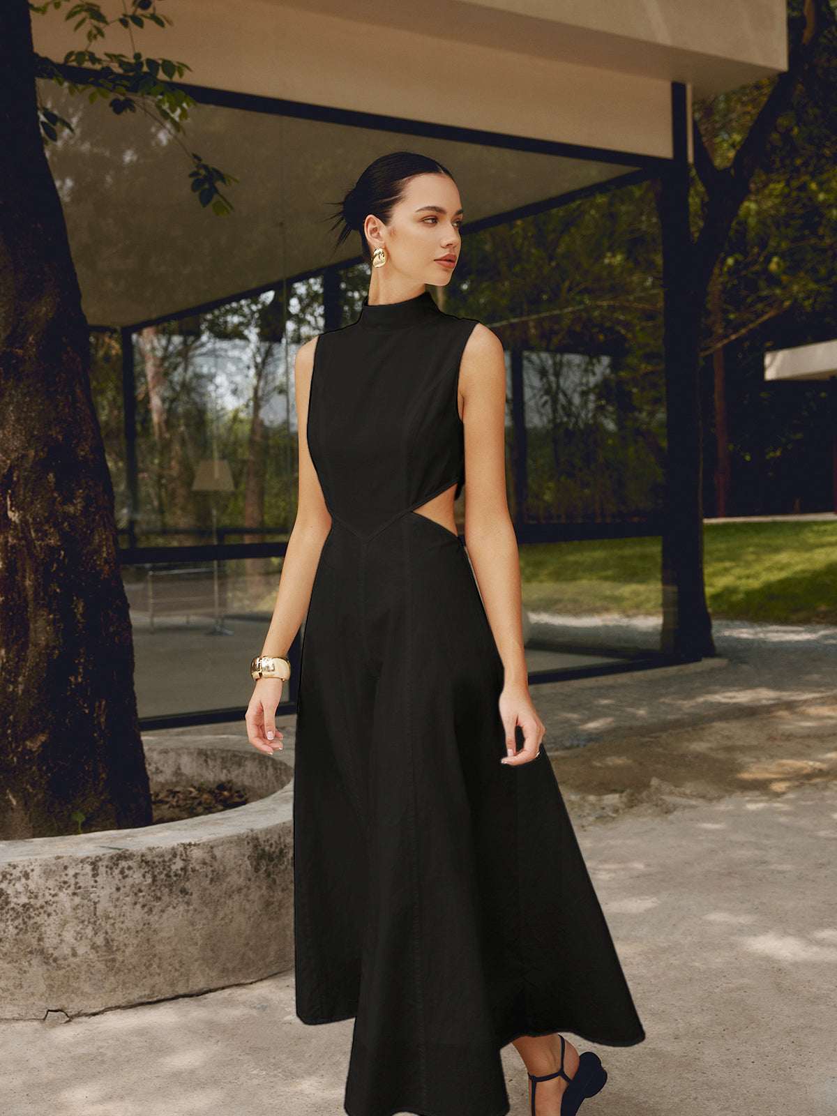 Emilia | Elegantes Cutout Maxikleid aus Baumwolle und Leinen