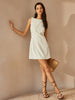 Clara | Ärmeloses O-Ring Cutout Kleid