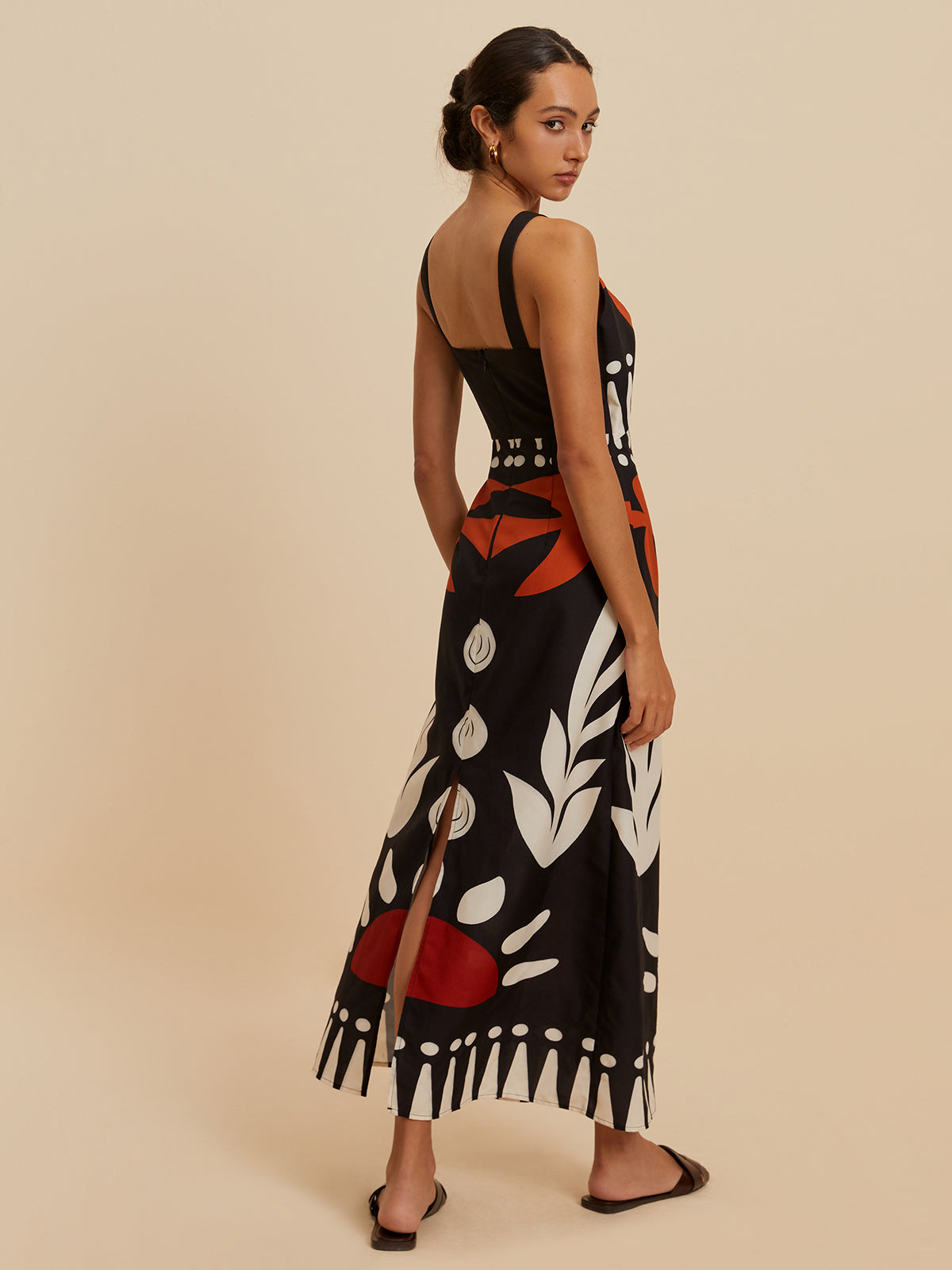 Emilia | Ärmelloses Floral-Kleid mit Cut-Out und Reißverschluss