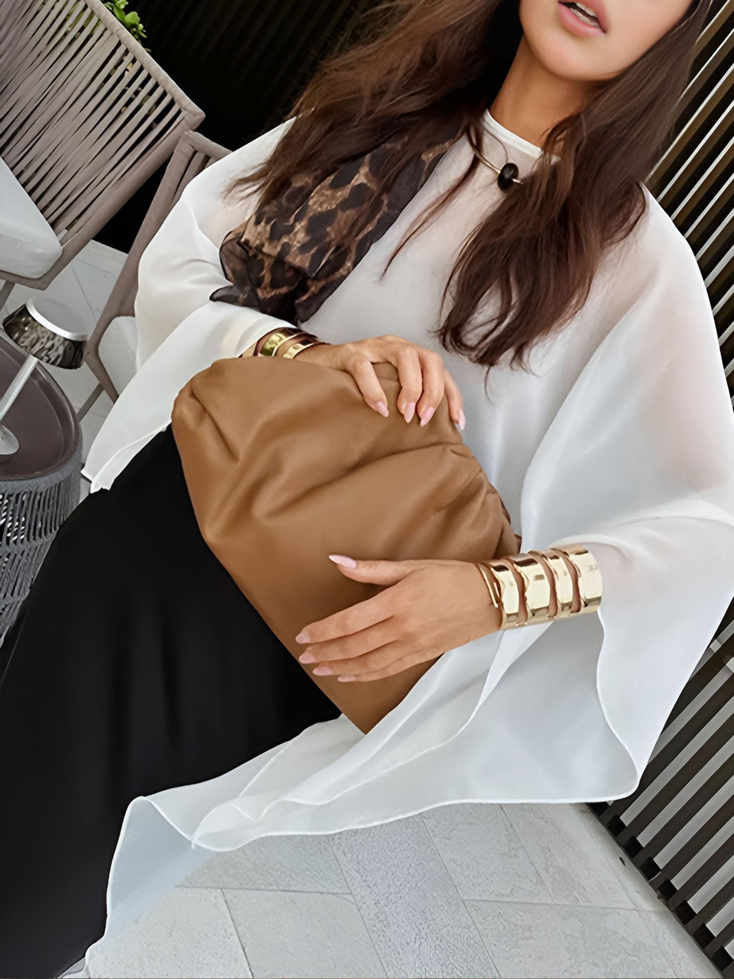 Julia | Asymmetrischer Chiffon-Cover Up