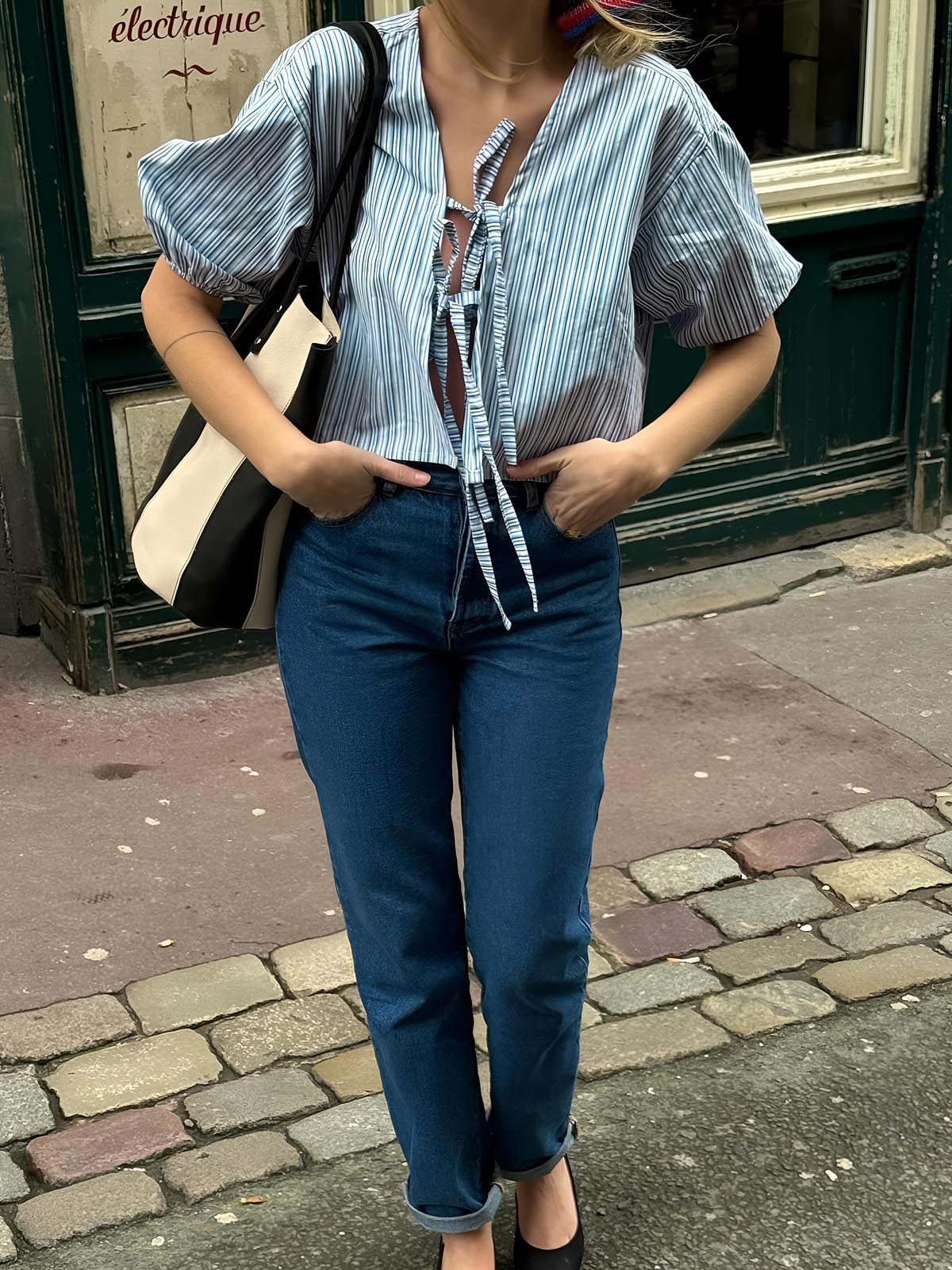 Clara | Elegante Bluse mit Bindekragen