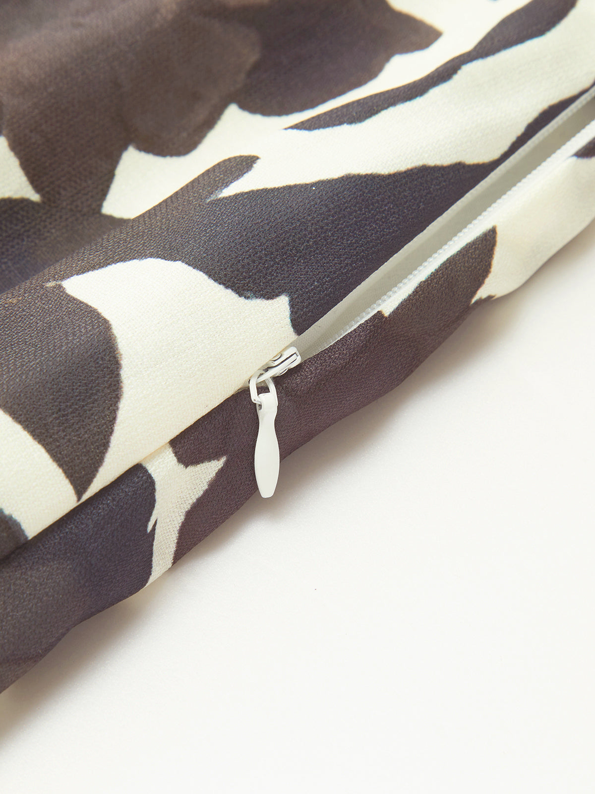 Clara | Rückenfreies Druck-Kleid mit Reißverschluss