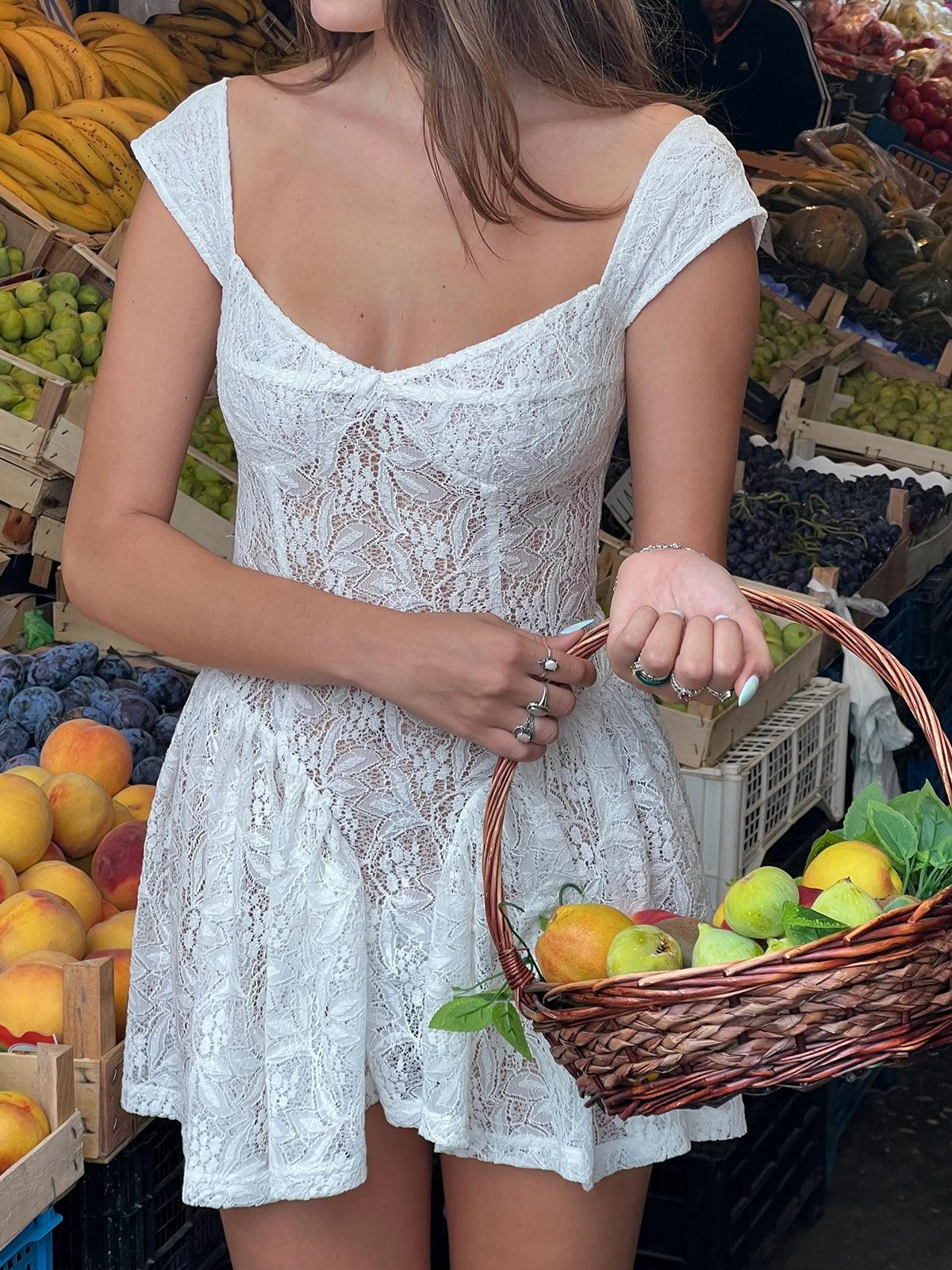 Mia | Verführerisches Kurzkleid aus Spitze