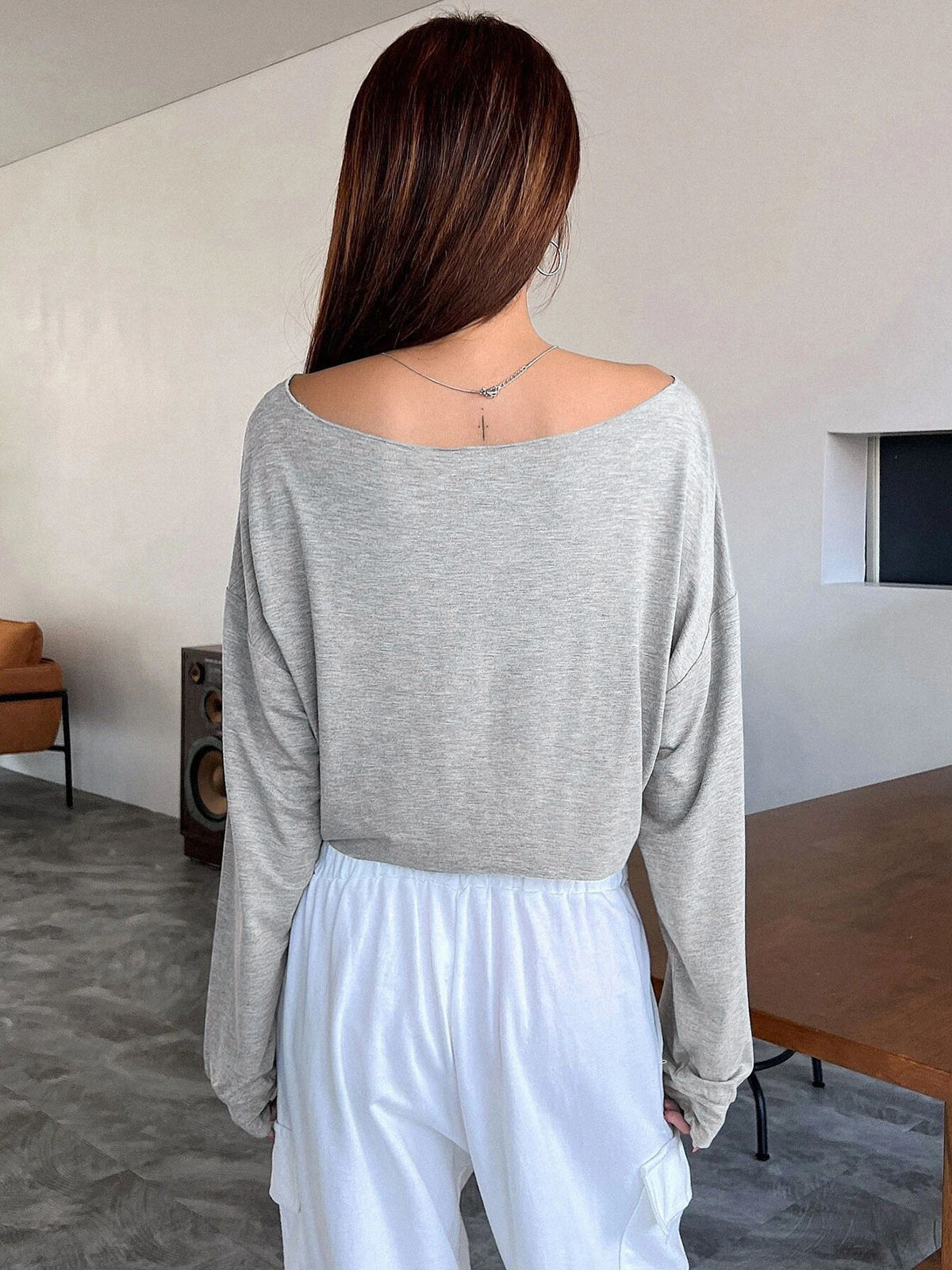 Clara | Lässiges Off-Shoulder Langarm T-Shirt