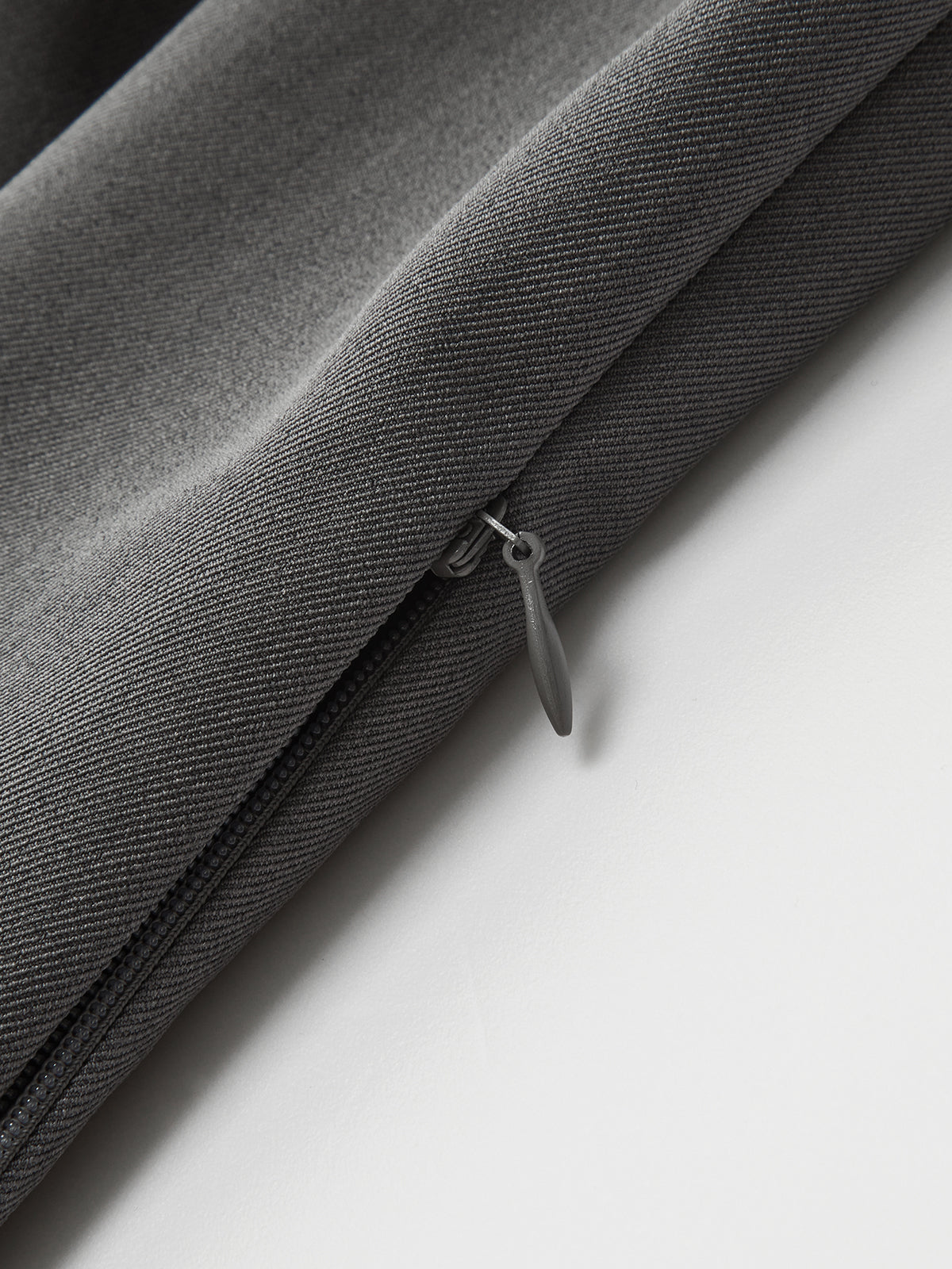 Mia | Elegantes Tank-Top mit asymmetrischem Ausschnitt