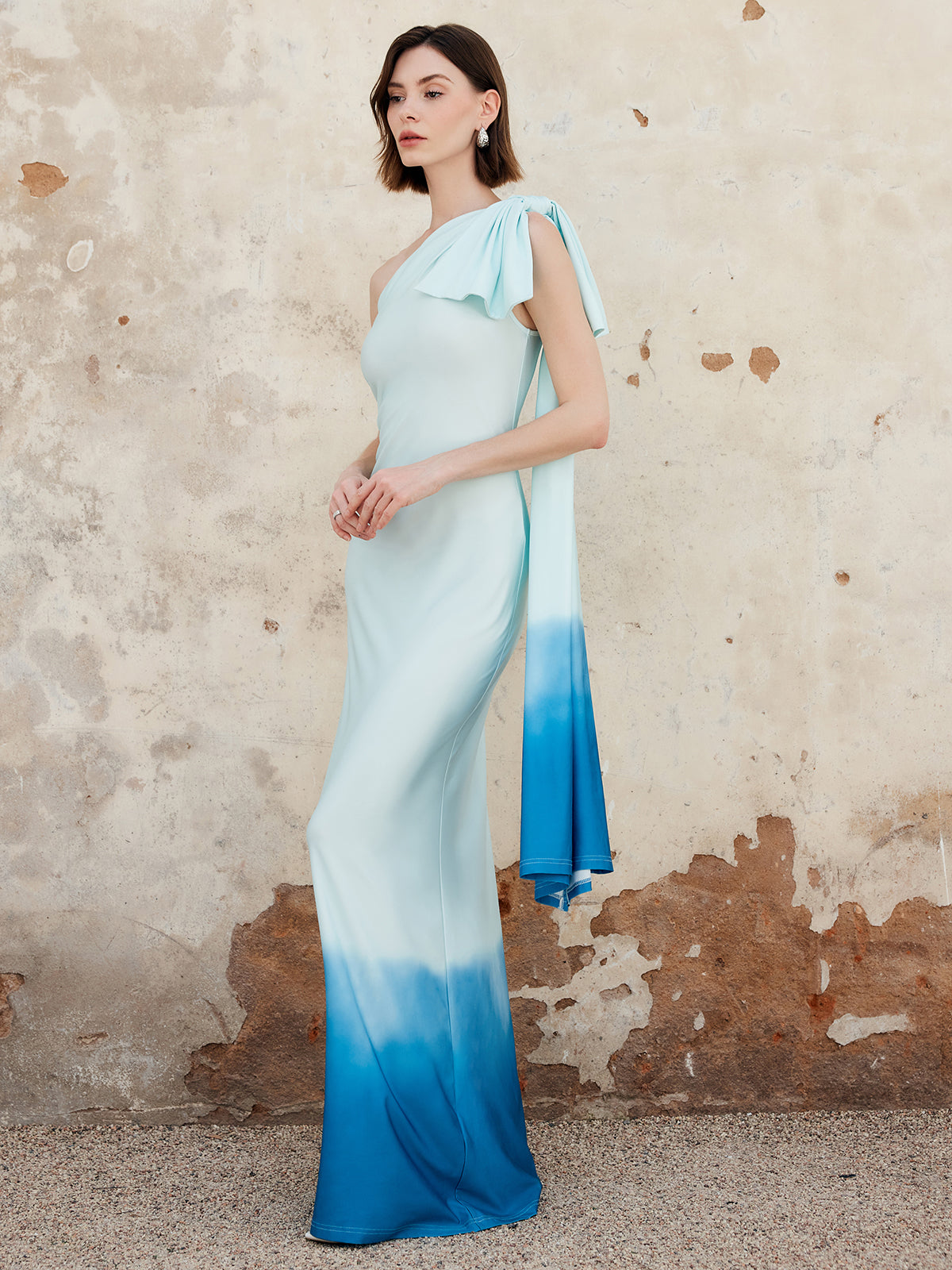 Sophie | Elegantes asymmetrisches Maxikleid