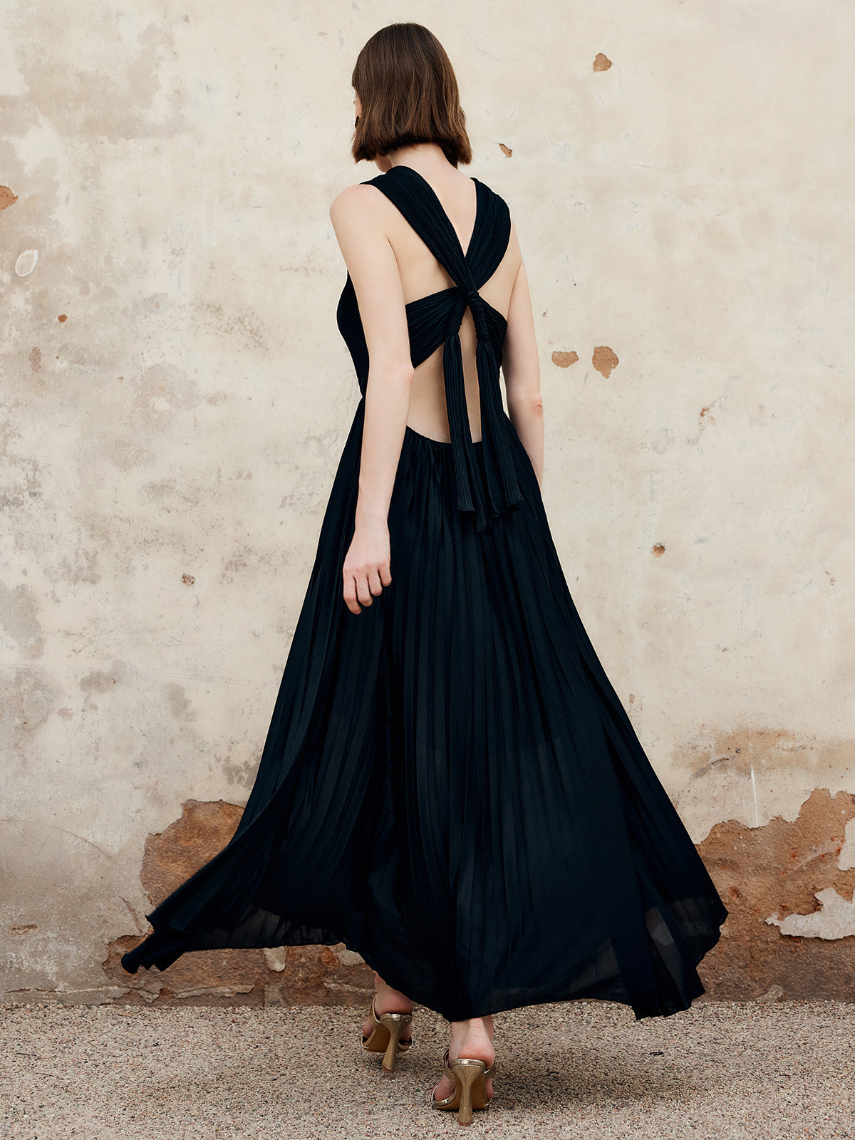 Clara | Knielanges Plissee-Kleid