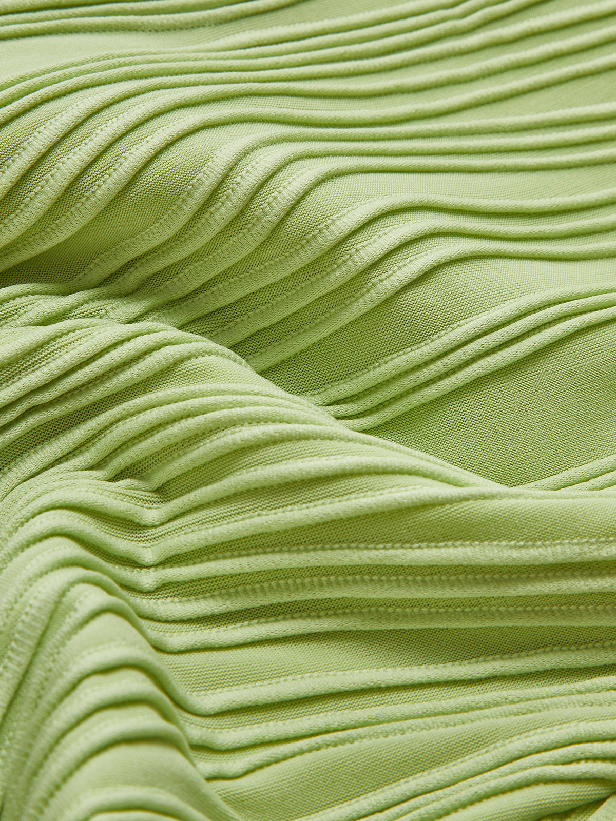 Emma | Rückenausgeschnittenes Kurzkleid mit Struktur