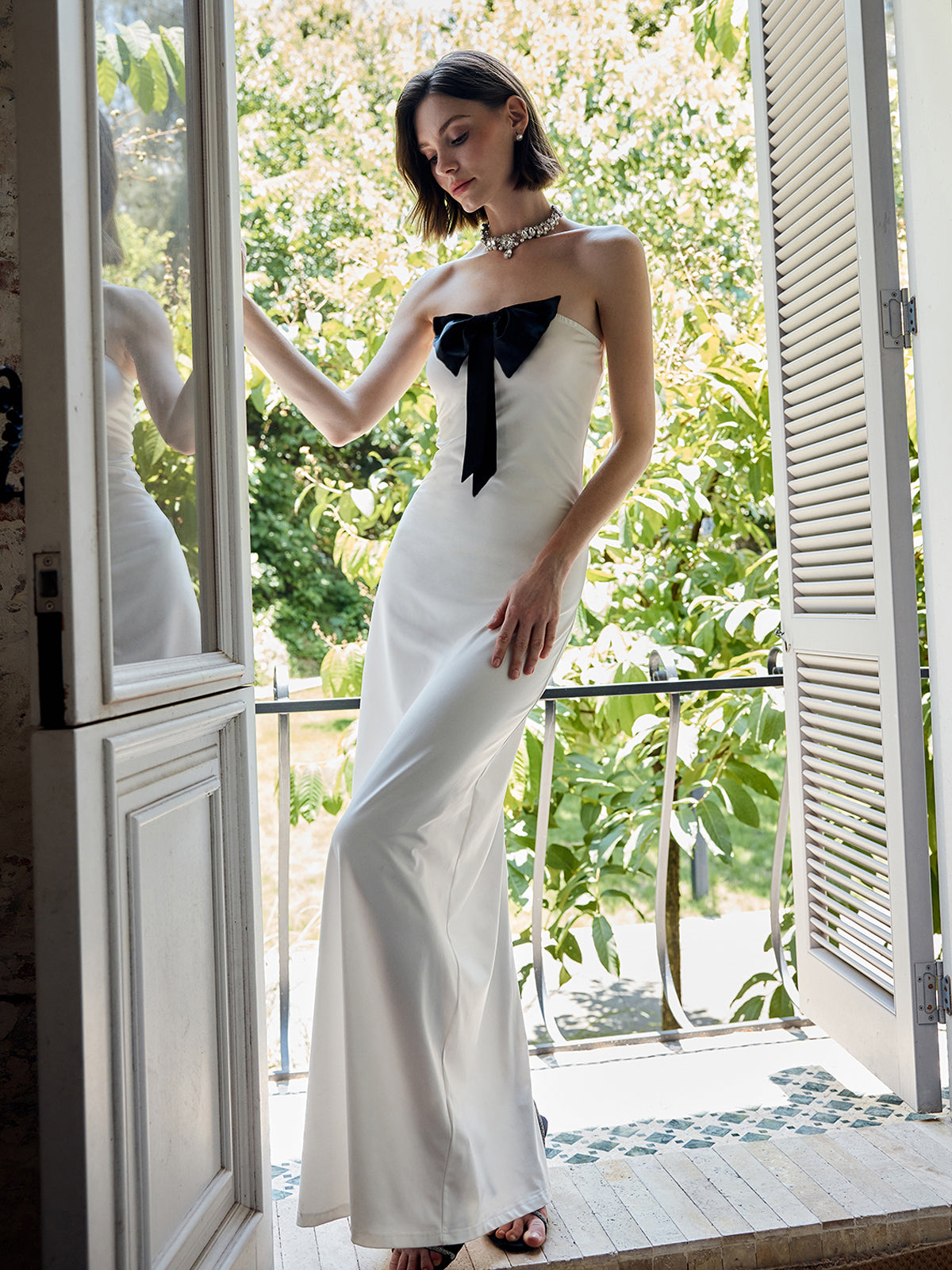 Clara | Elegantes trägerloses Maxi-Kleid mit Schlitz