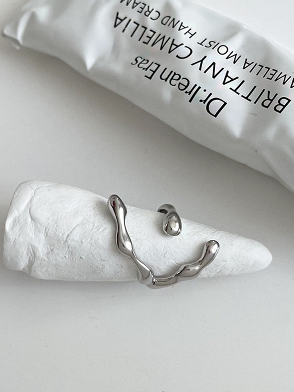 Lena | Minimalistischer Halbmondring