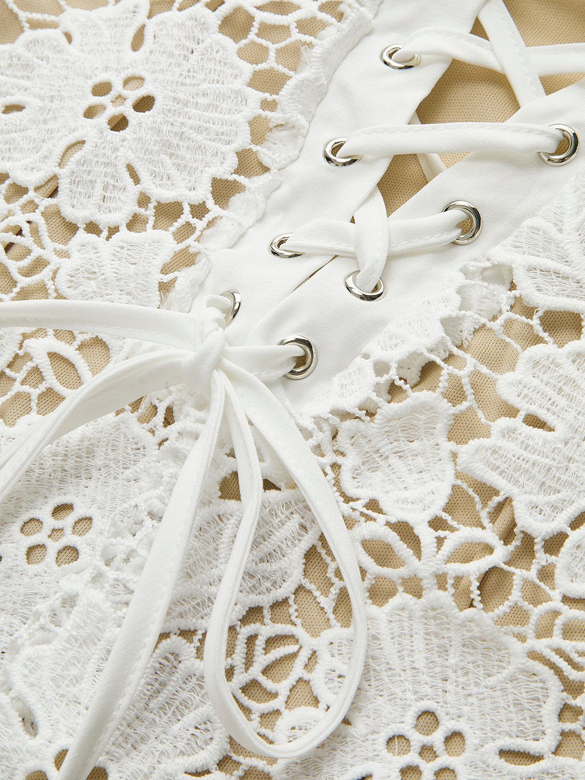 Laura | Doppellagiges Spitzen-Cami-Kleid