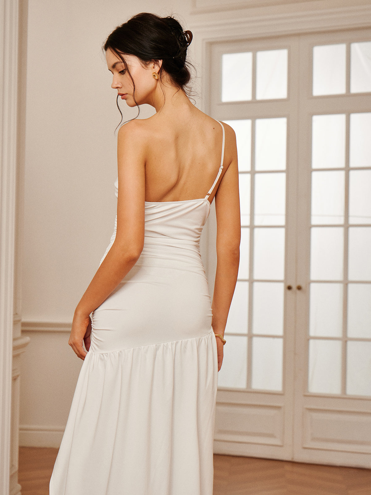 Lena | Elegantes Faltenkleid mit einem Schulterträger