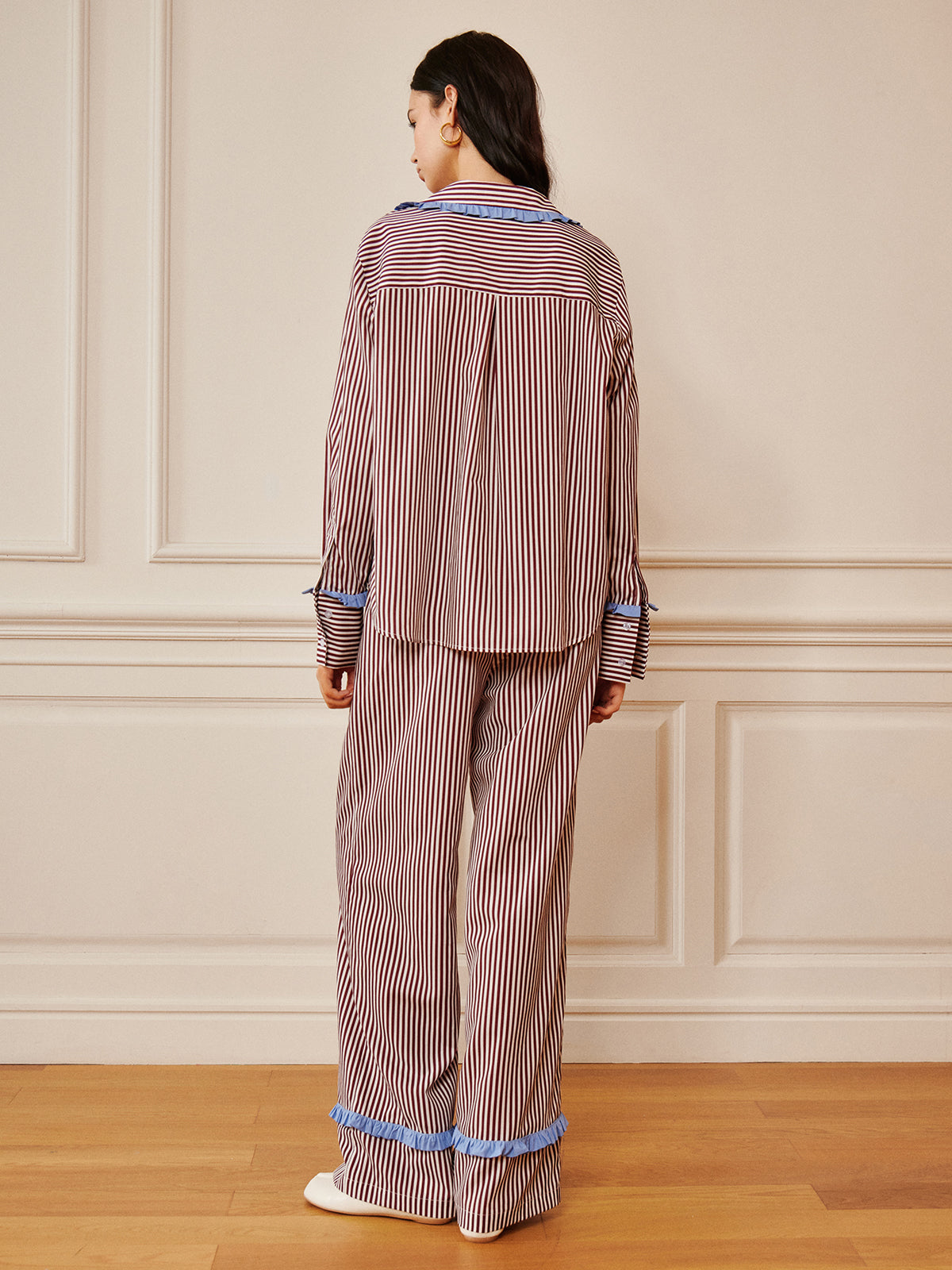 Clara | Rüschenbluse mit Krawattenverschluss