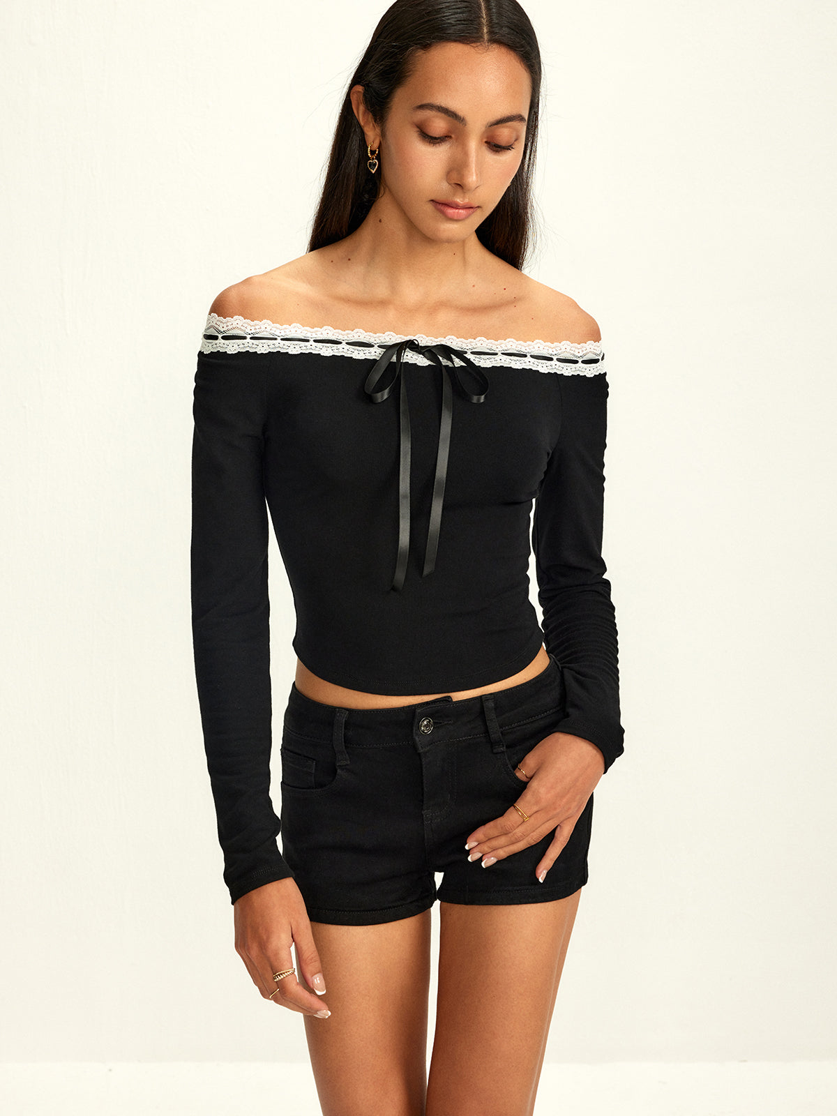 Sophie | Off-Shoulder Bluse mit Spitzendetails