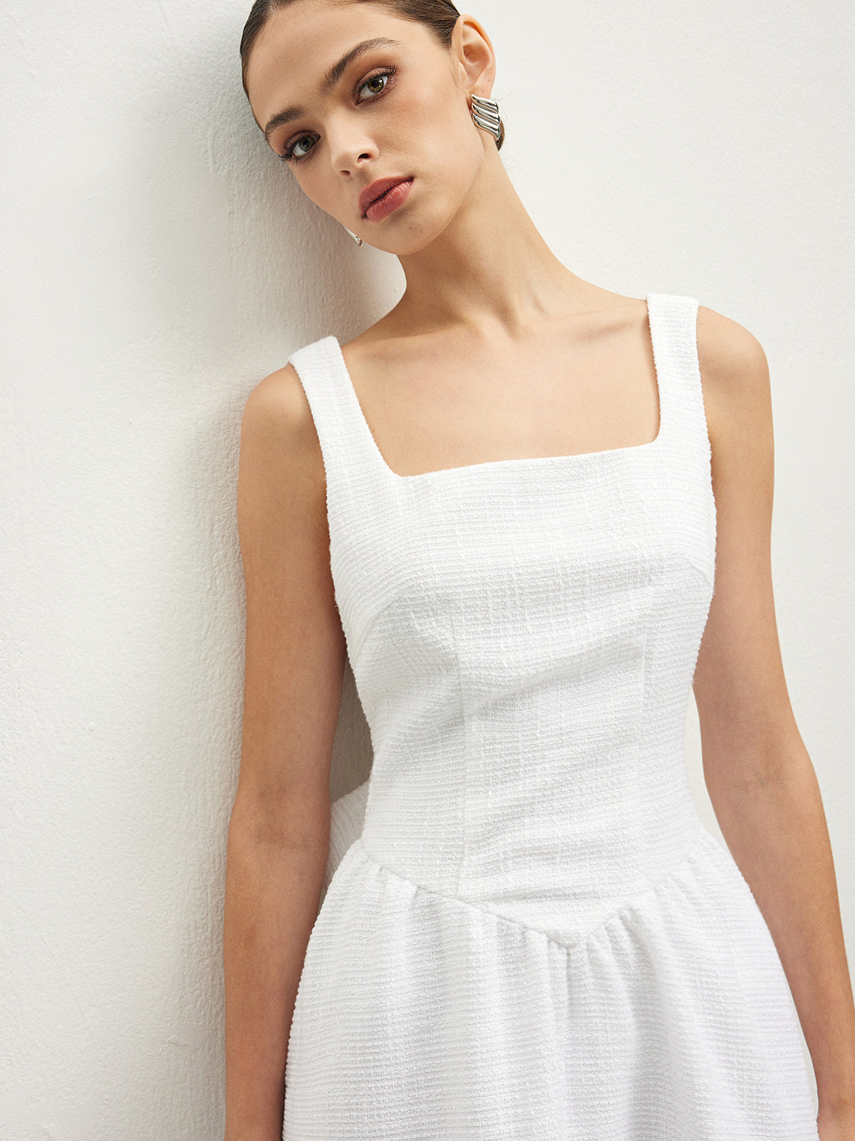 Clara | Schickes kurzes Kleid aus Tweed mit Schleife