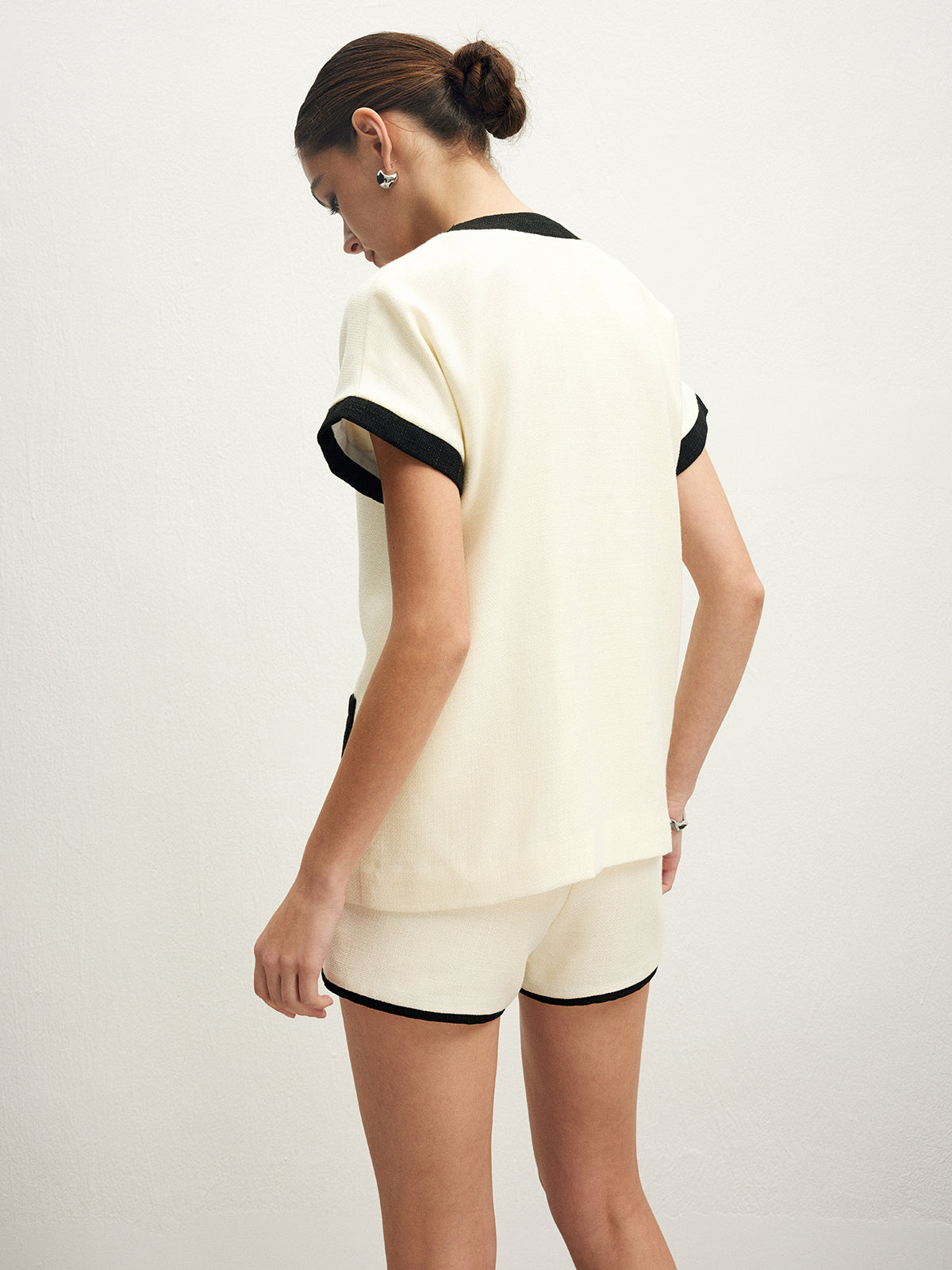 Lukas | Stilvolle Shorts mit Kontrastbesatz und Taschen