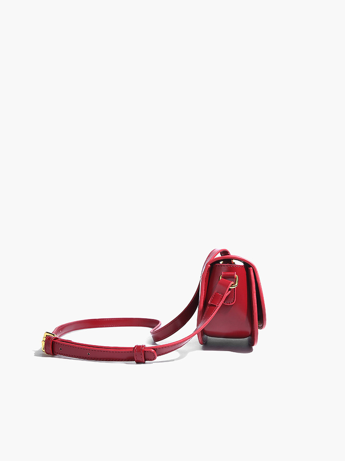 Elegante Begleiterin | Glänzende Crossbody Bag mit Soft Buckle