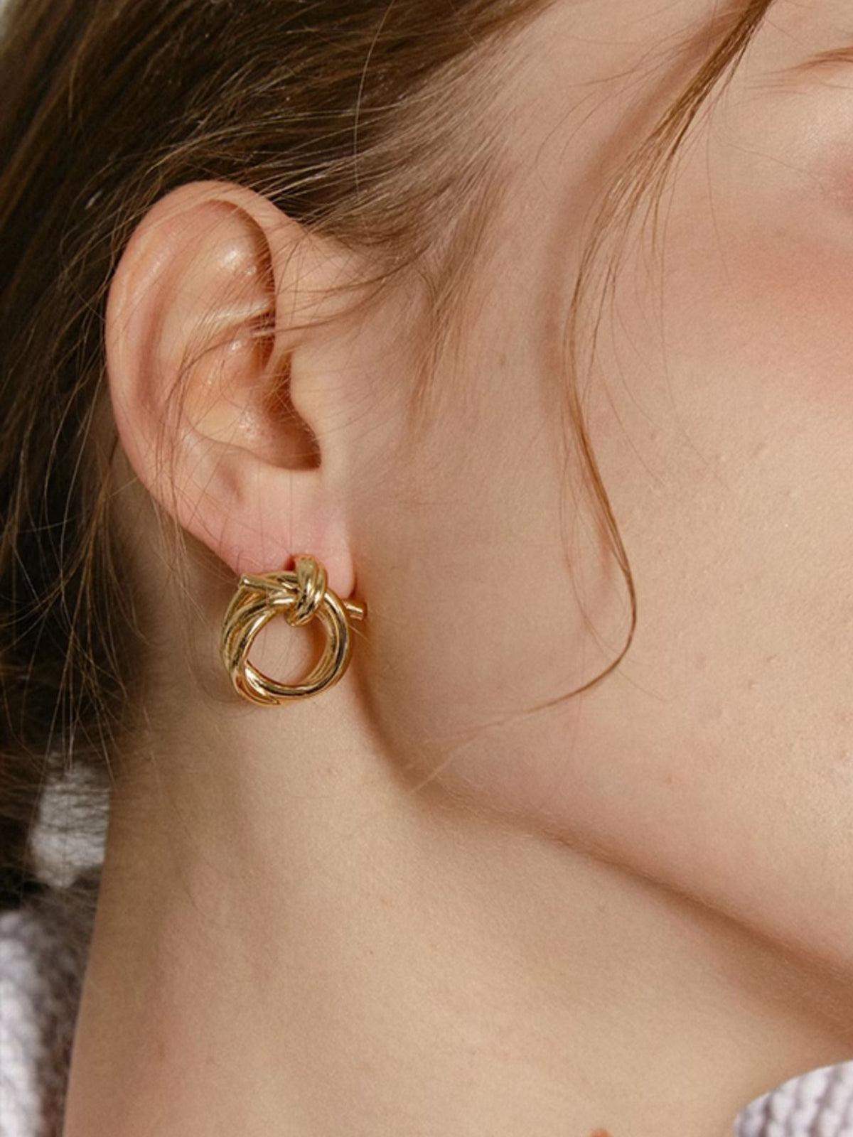 Laura | Funkelnde Knotenohrringe