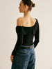Anja | Asymmetrisches Cold Shoulder Stricktop