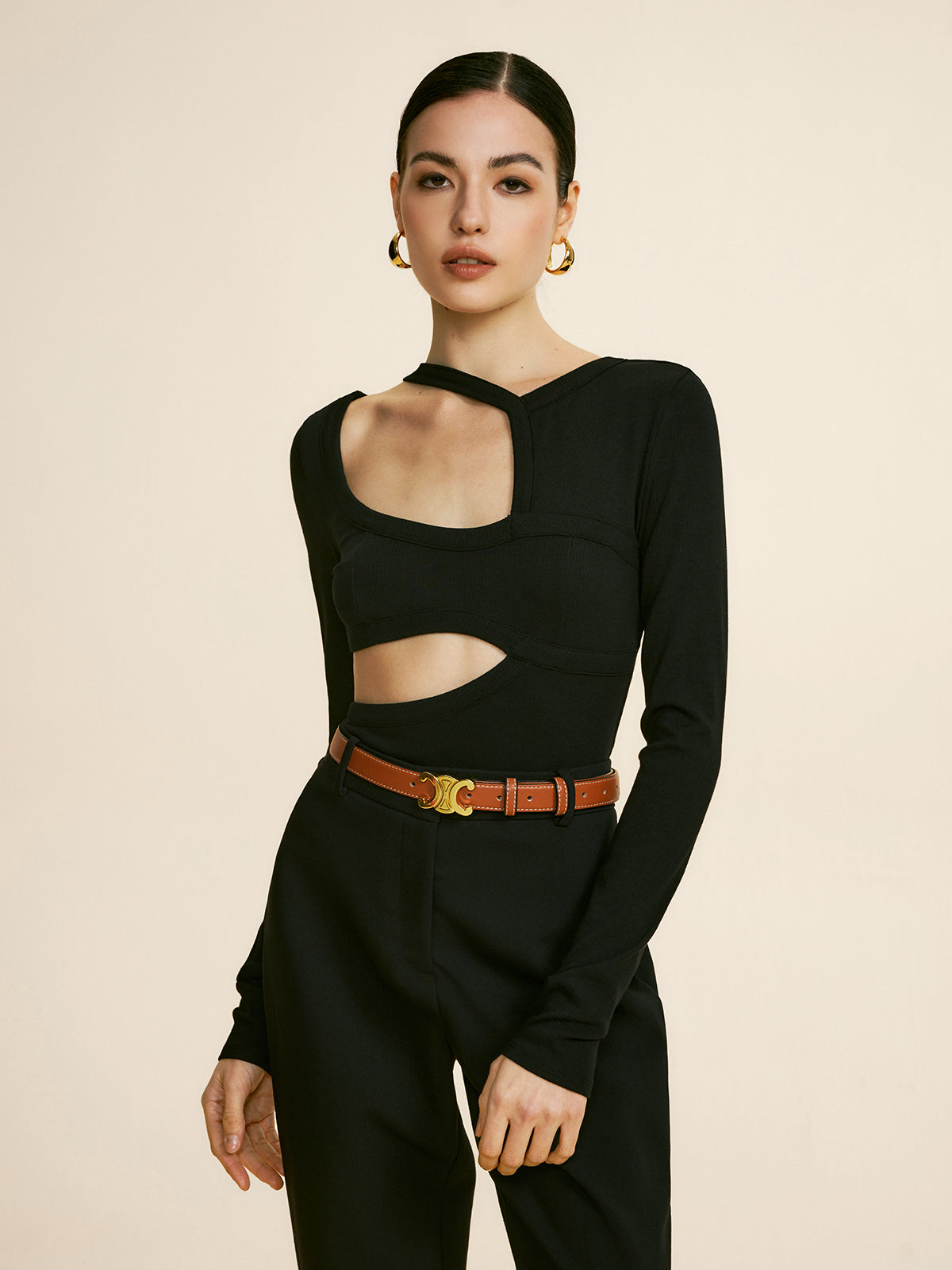 Max | Cutout Piping T-Shirt