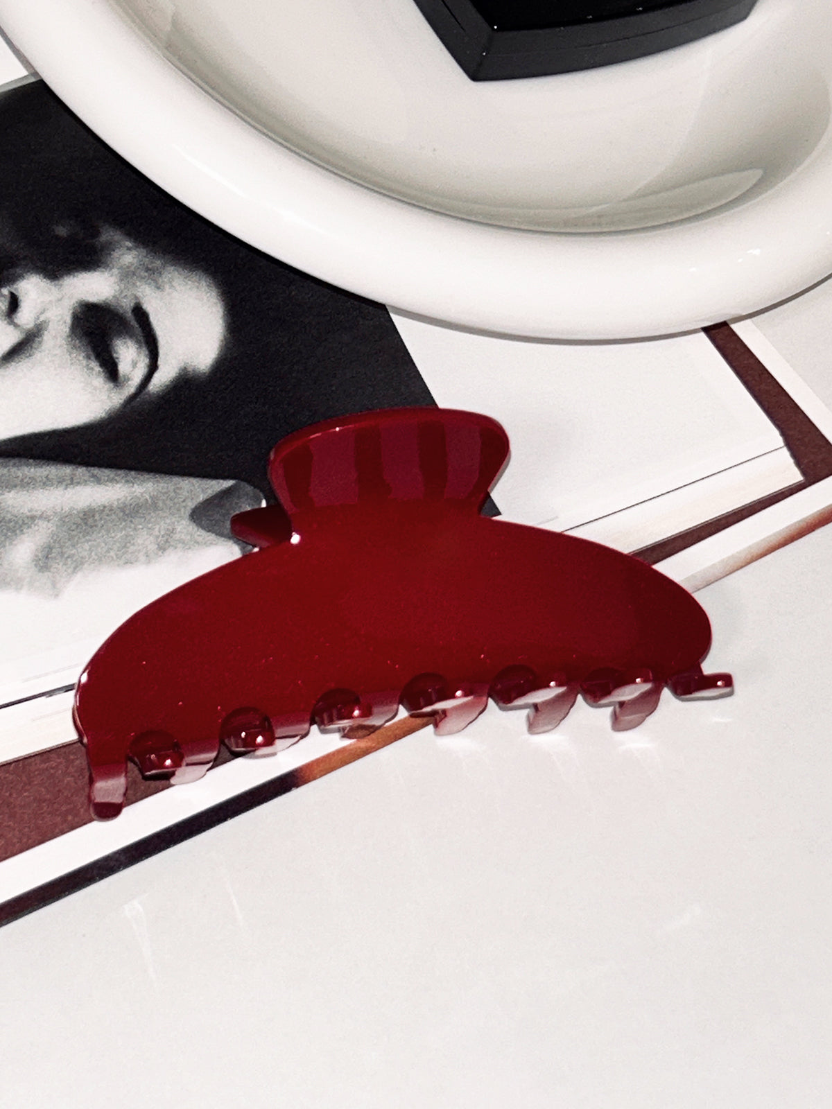 Clara | Retro Glänzende Haarspange