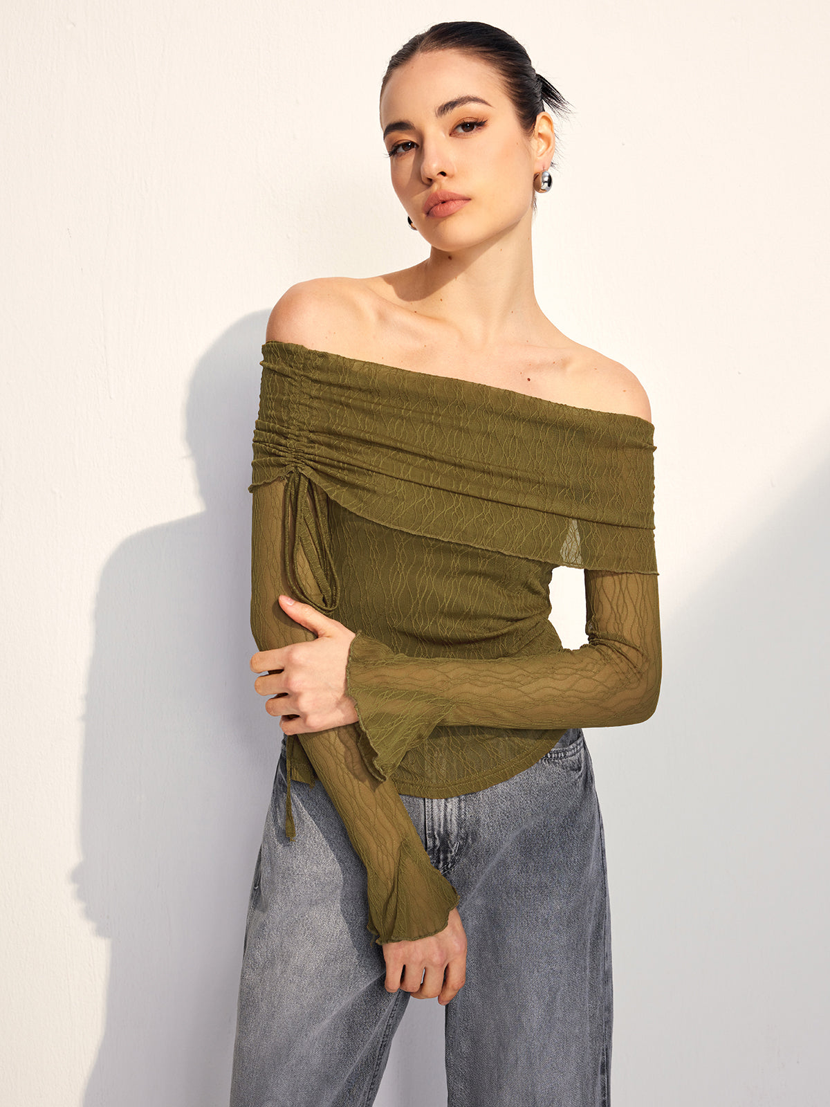 Laura | Off-Shoulder Kordelzugbluse