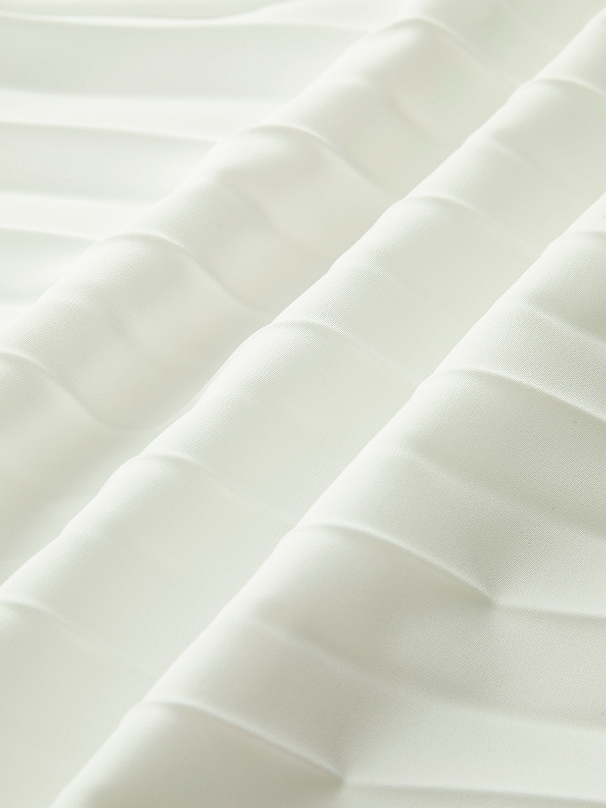 Mara | Elegantes Faltenkleid ohne Träger mit Schlitz