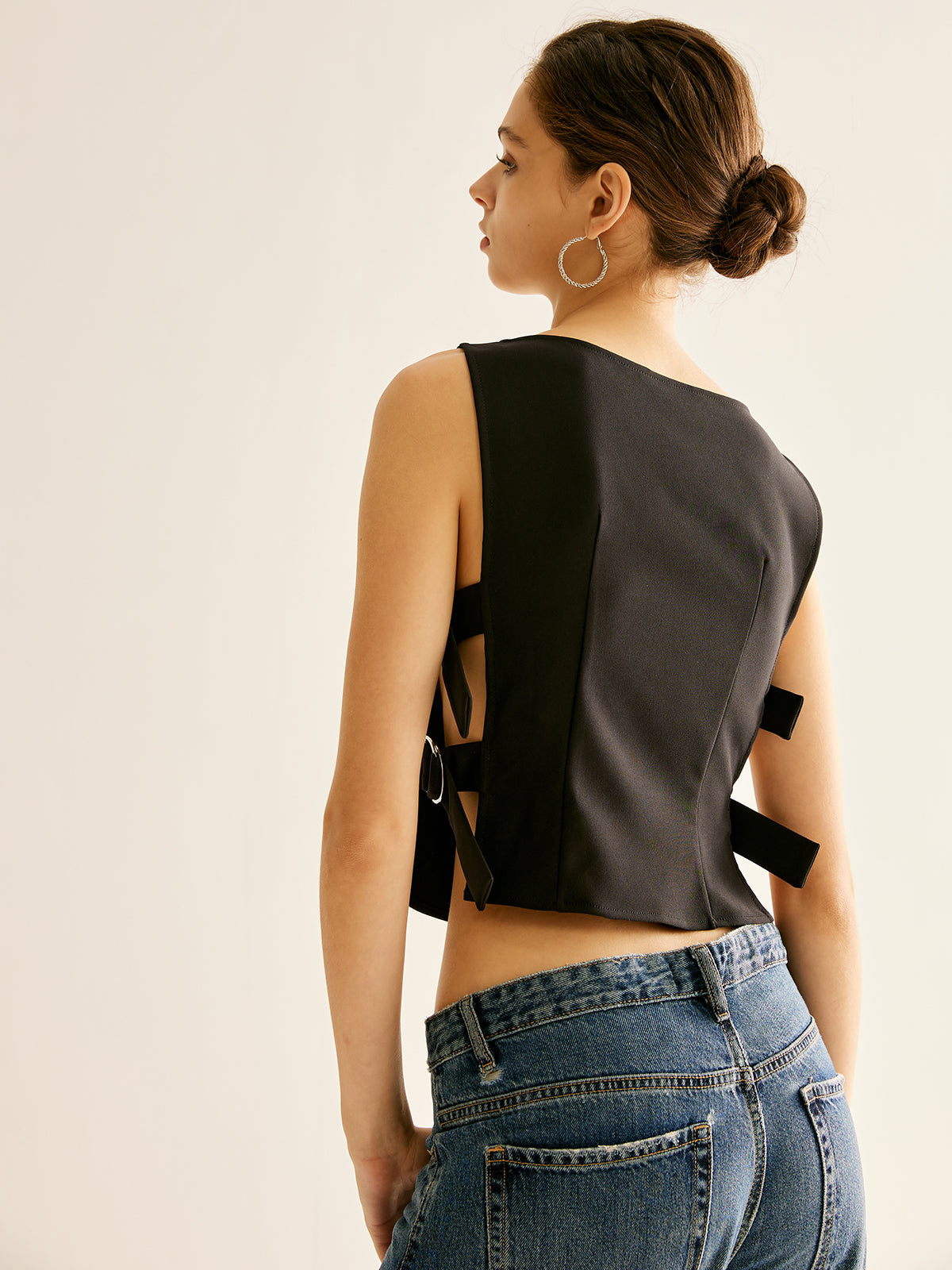 Leonie | Sexy Crop Top mit Seitenschnalle