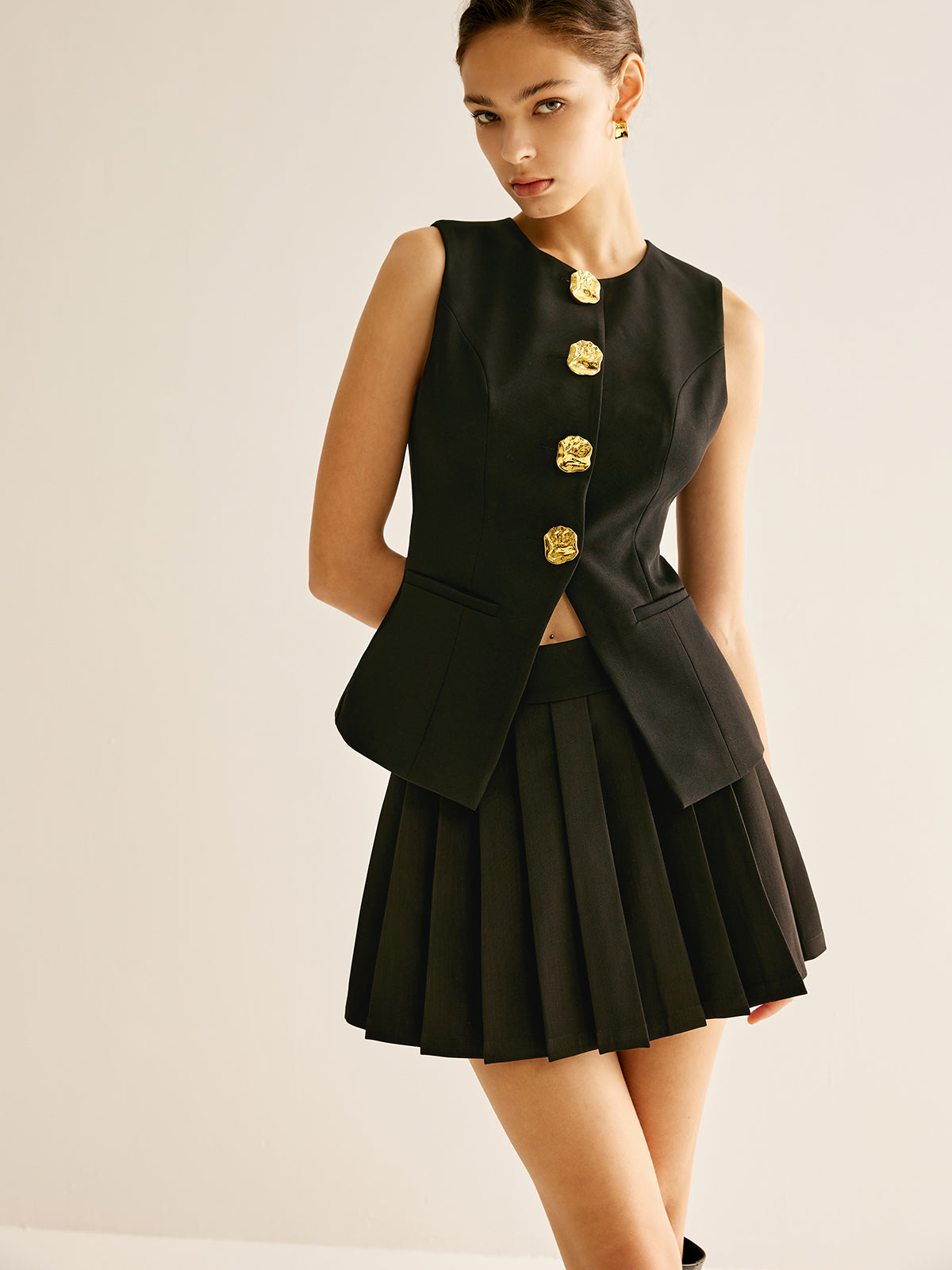 Sophie | Elegante Weste mit goldenen Akzenten