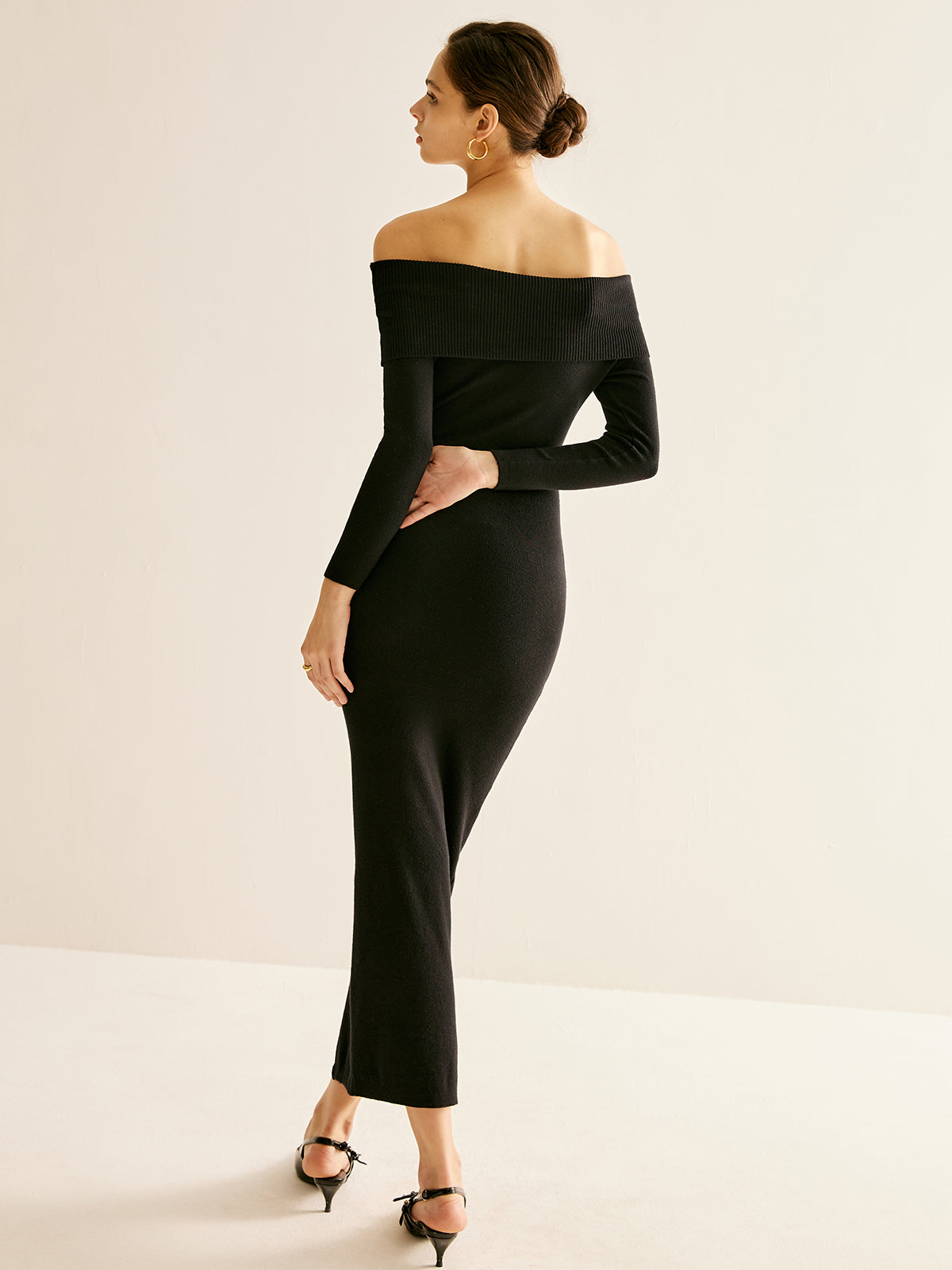 Clara | Bezauberndes Off-Shoulder Split Sweater Kleid